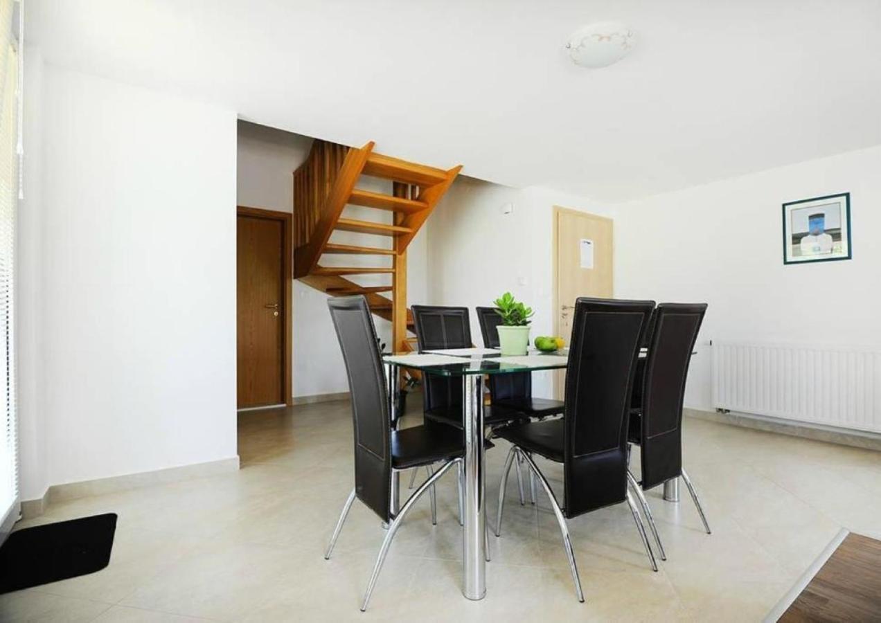 Apartments Skocic Vodice Zewnętrze zdjęcie